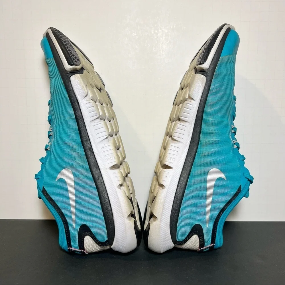 Womens NIKE Flex Supreme TR 4 Blue Running Shoes / Size 8